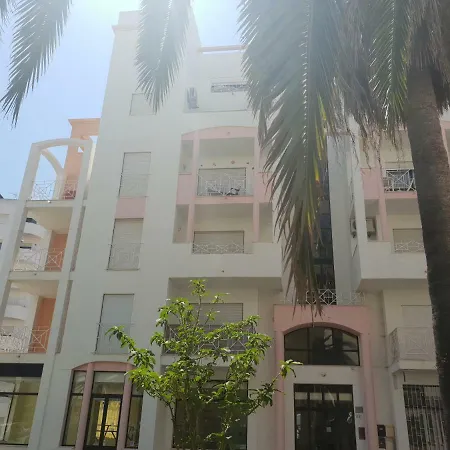 Monaco Apartman *